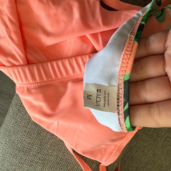 LAST PRICE🍒🤍 AMAZON tropical print swimming set 🧡 - Picture 12 of 13
